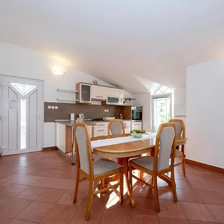 Zaton Pearl * Zaton (Zadar)